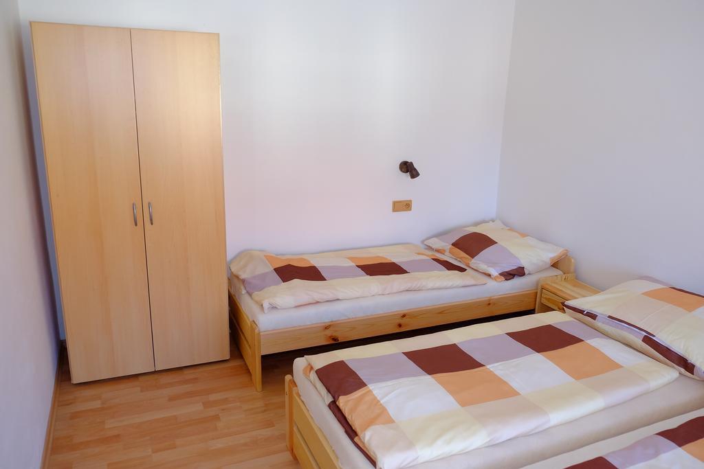 Ubytovani U Maminky Guest House Lednice Luaran gambar