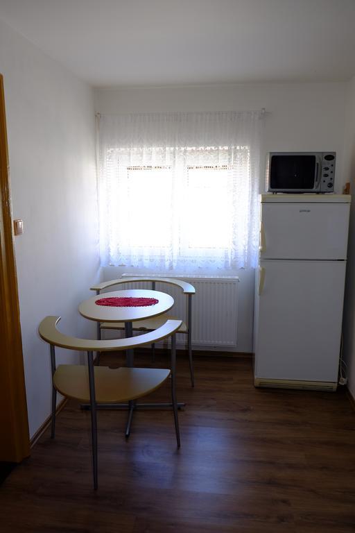 Ubytovani U Maminky Guest House Lednice Luaran gambar